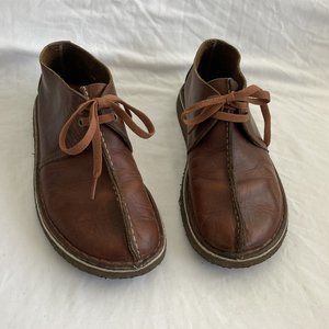 Clarks Street  Brown Leather Shoes  with Crepe Soles Mens Size 9.